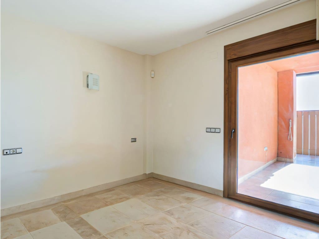 2 bedroom Apartment for sale in Benalmadena with pool garage - € 399,000 (Ref: 9445752)