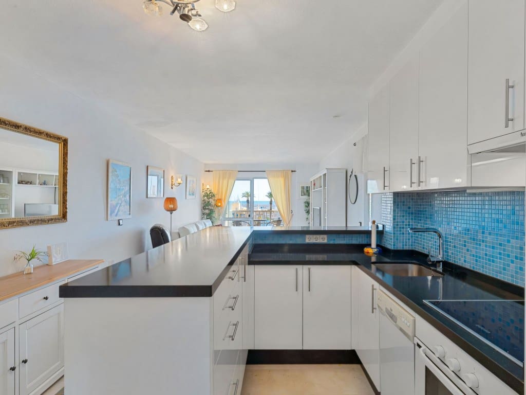 2 makuuhuone Huoneisto myytävänä paikassa Fuengirola mukana 
autotalli - 620 000 € (Ref: 9448540)