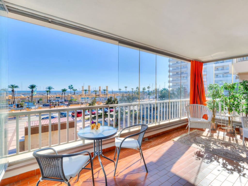 2 makuuhuone Huoneisto myytävänä paikassa Fuengirola mukana 
autotalli - 620 000 € (Ref: 9448540)