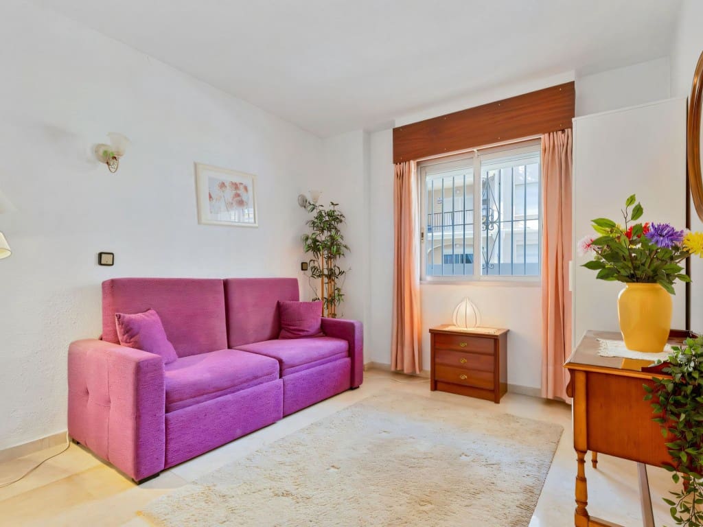 2 makuuhuone Huoneisto myytävänä paikassa Fuengirola mukana 
autotalli - 620 000 € (Ref: 9448540)