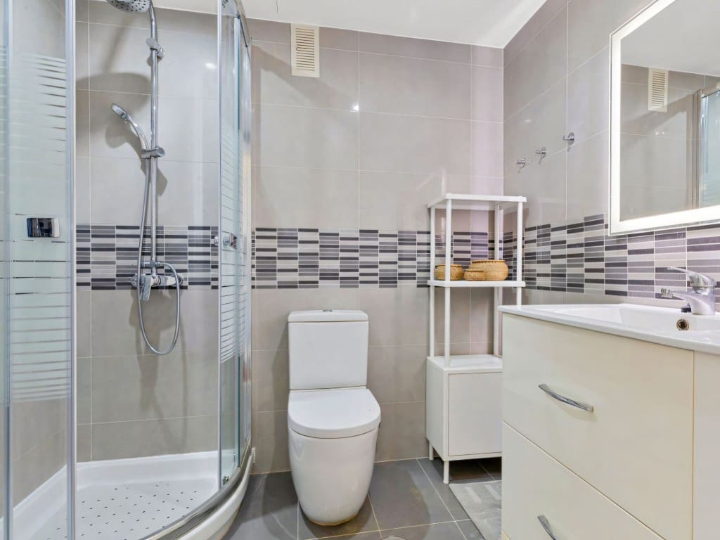 2 makuuhuone Huoneisto myytävänä paikassa Fuengirola mukana 
autotalli - 620 000 € (Ref: 9448540)