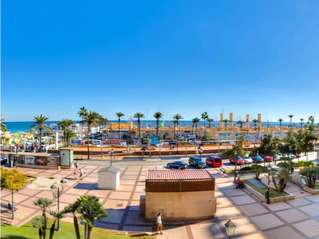 2 makuuhuone Huoneisto myytävänä paikassa Fuengirola mukana 
autotalli - 620 000 € (Ref: 9448540)