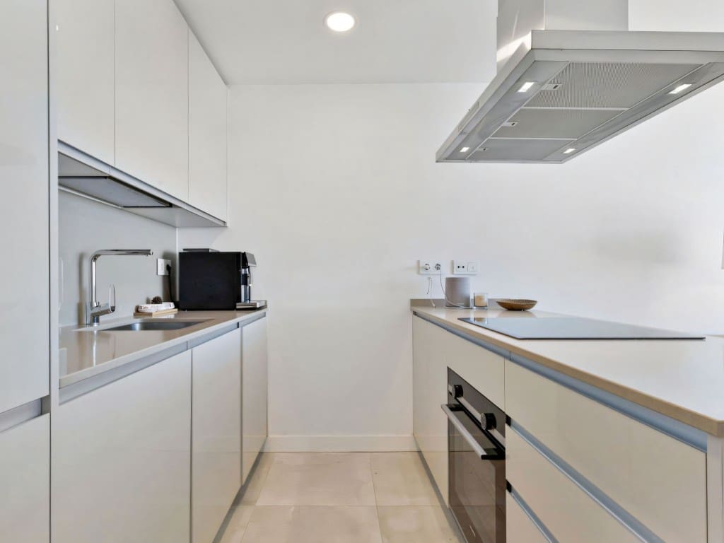 Ático de 2 habitaciones en Fuengirola en venta con piscina - 645.000 € (Ref: 9451764)