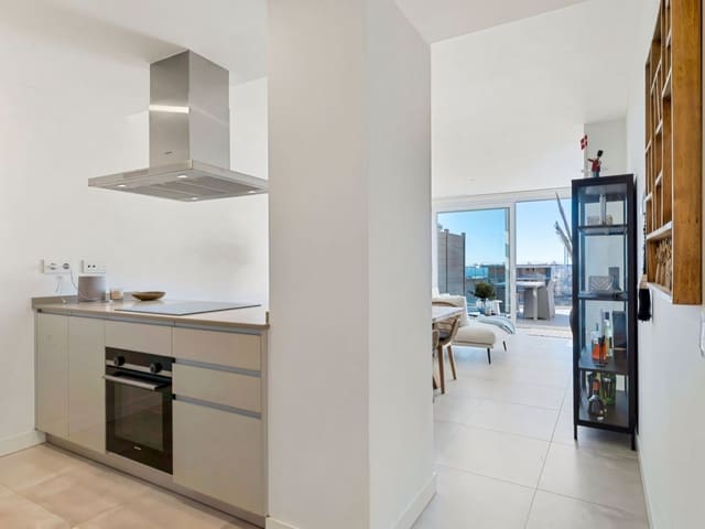 Ático de 2 habitaciones en Fuengirola en venta con piscina - 645.000 € (Ref: 9451764)