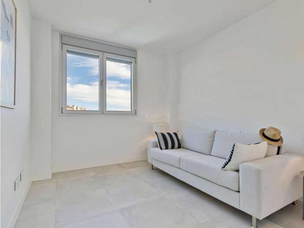 Ático de 2 habitaciones en Fuengirola en venta con piscina - 645.000 € (Ref: 9451764)