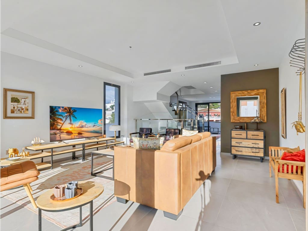 3 sovrum Hus till salu i Fuengirola med pool garage - 765 000 € (Ref: 9451765)