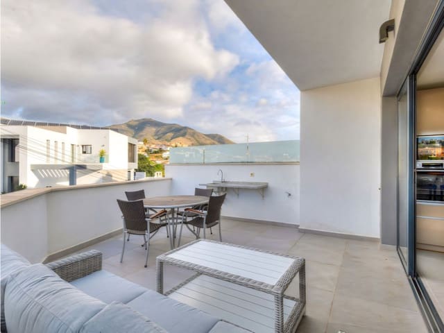 3 Zimmer Haus zu verkaufen in Torreblanca, Fuengirola mit Pool Garage - 765.000 € (Ref: 9451765)