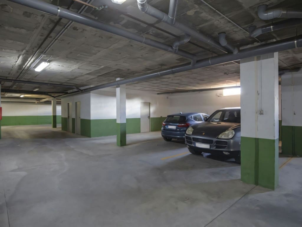 3 bedroom Apartment for sale in Benahavis with pool garage - € 690,000 (Ref: 9452558)