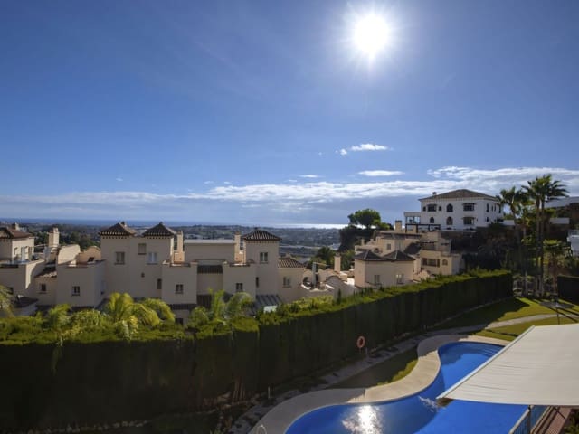 3 Zimmer Apartment zu verkaufen in Benahavís mit Pool Garage - 690.000 € (Ref: 9452558)