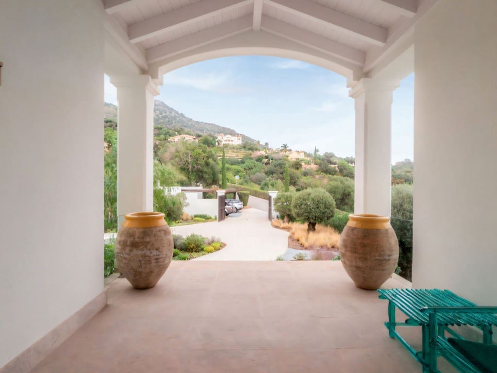 Willa na sprzedaż w Benahavis z basenem garażem - 5 995 000 € (Ref: 9453038)