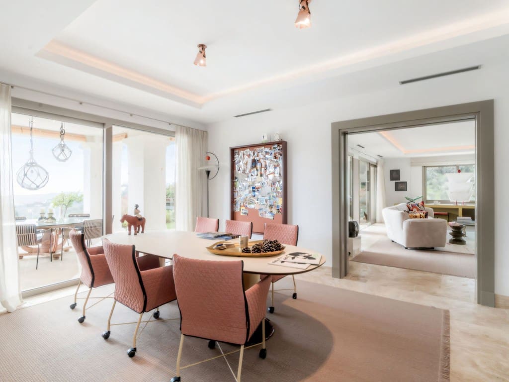 Willa na sprzedaż w Benahavis z basenem garażem - 5 995 000 € (Ref: 9453038)