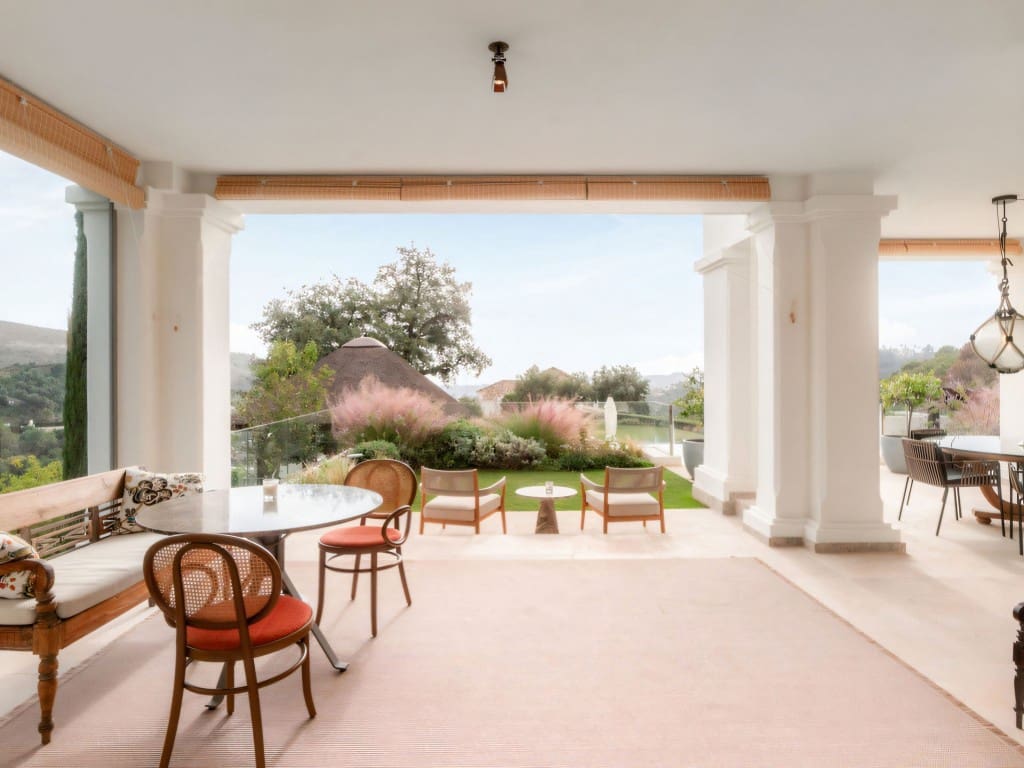 Willa na sprzedaż w Benahavis z basenem garażem - 5 995 000 € (Ref: 9453038)