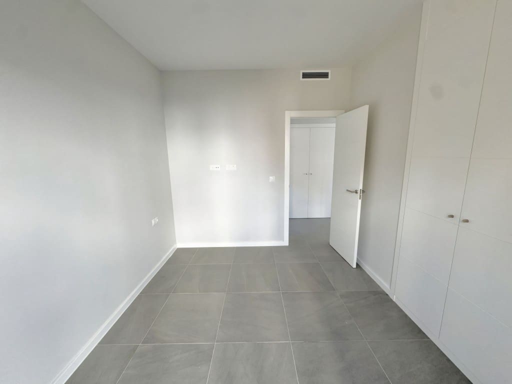 4 sypialnia Dom blizniak na sprzedaż w Riviera del Sol z basenem garażem - 65 000 € (Ref: 9461034)