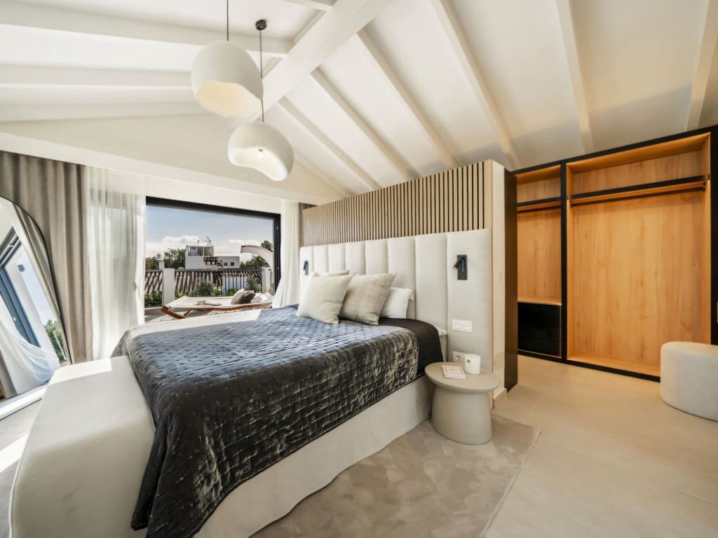 Chalet de 5 habitaciones en San Pedro de Alcantara en venta con piscina garaje - 2.500.000 € (Ref: 9465134)