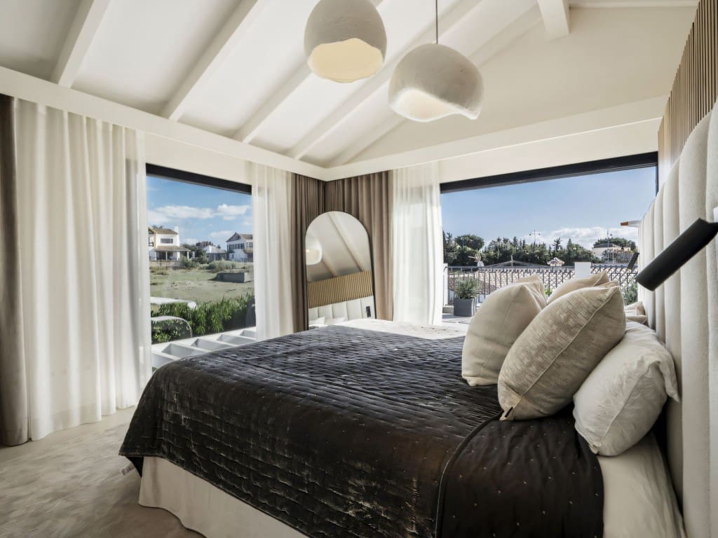 Chalet de 5 habitaciones en San Pedro de Alcantara en venta con piscina garaje - 2.500.000 € (Ref: 9465134)