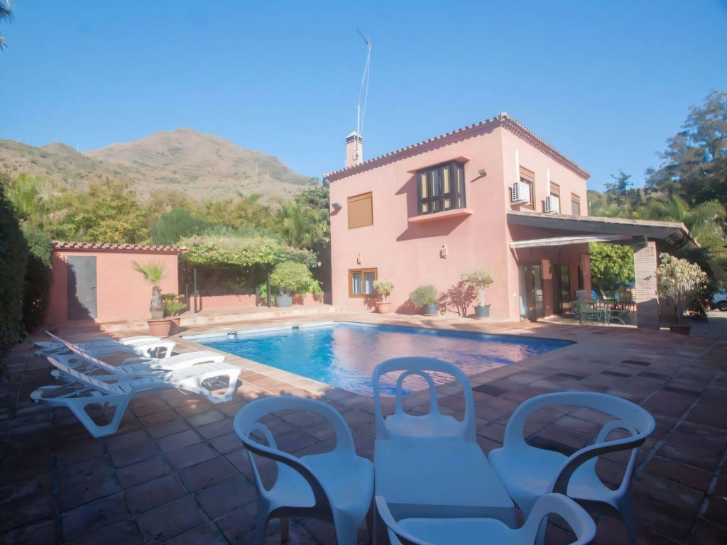 4 bedroom Finca/Country House for sale in New Golden Mile with pool - € 795,000 (Ref: 9465135)