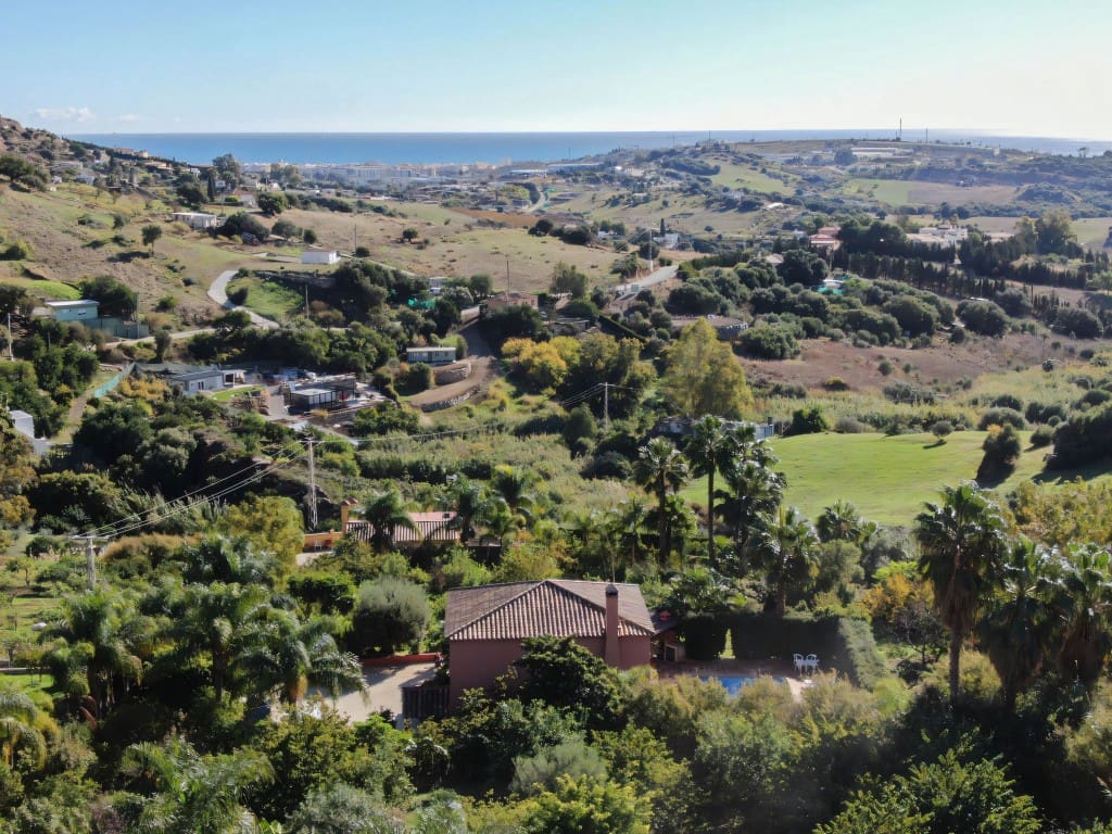 4 bedroom Finca/Country House for sale in New Golden Mile with pool - € 795,000 (Ref: 9465135)