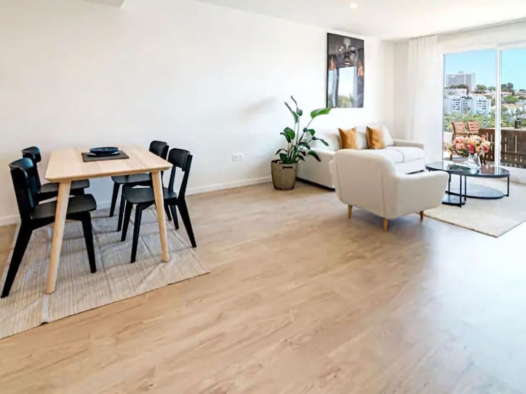 2 slaapkamer Appartement te koop in Nueva Andalucia met zwembad - € 399.000 (Ref: 9468079)