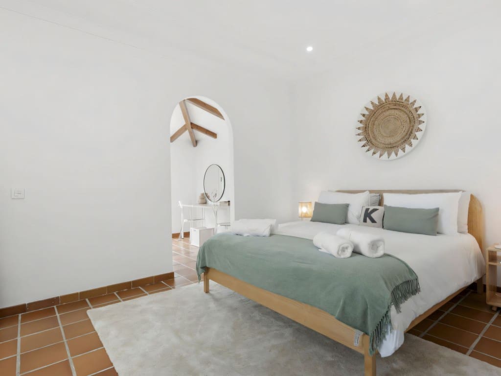 5 quarto Moradia para venda em Las Chapas com piscina garagem - 2 350 000 € (Ref: 9468080)