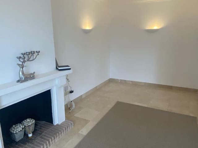 3 quarto Casa em Banda para venda em La Heredia, Benahavís com piscina - 550 000 € (Ref: 9470274)