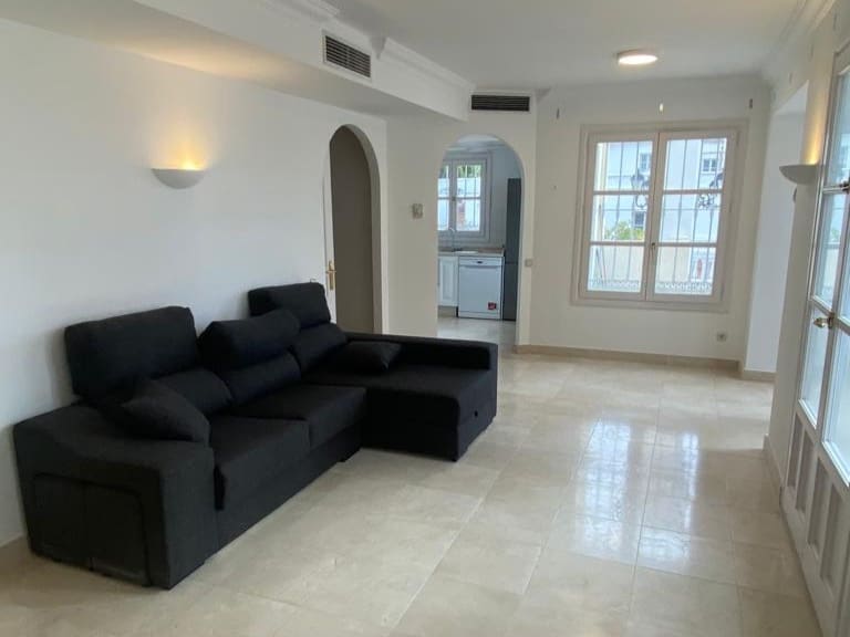 3 chambre Maison de Ville à vendre à La Heredia avec piscine - 550 000 € (Ref: 9470274)