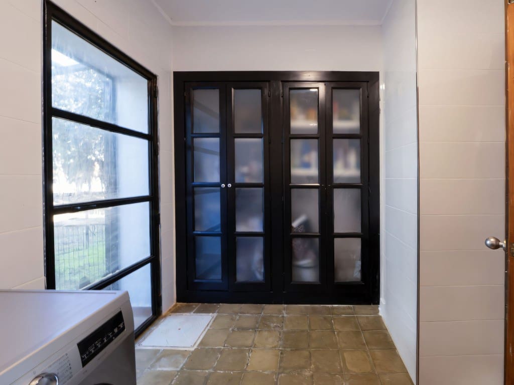 4 bedroom Villa for sale in Archidona with pool garage - € 519,000 (Ref: 9470276)