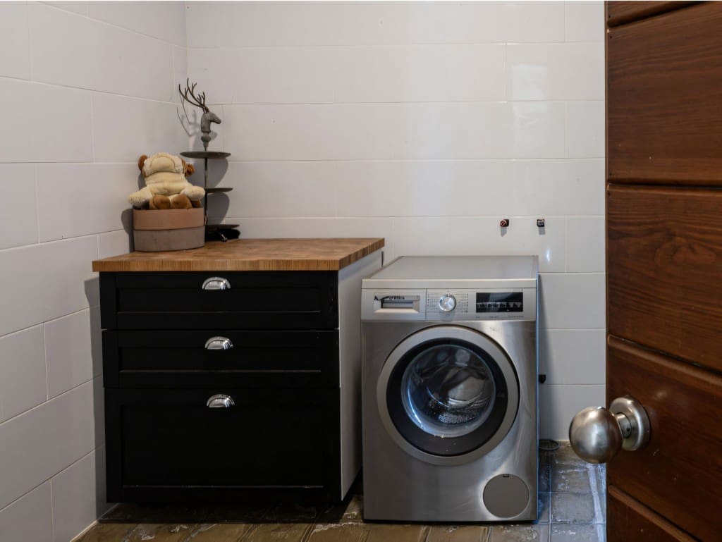 4 bedroom Villa for sale in Archidona with pool garage - € 519,000 (Ref: 9470276)