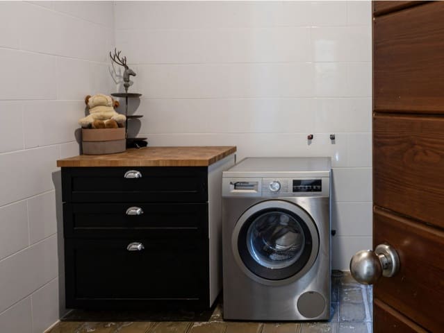 4 bedroom Villa for sale in Archidona with pool garage - € 519,000 (Ref: 9470276)