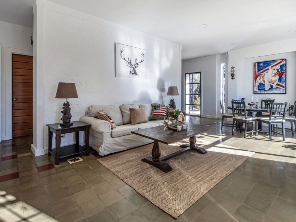 4 bedroom Villa for sale in Archidona with pool garage - € 519,000 (Ref: 9470276)