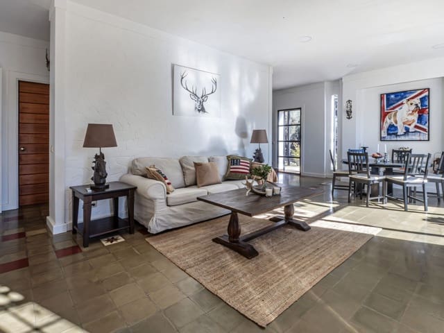 4 bedroom Villa for sale in Archidona with pool garage - € 519,000 (Ref: 9470276)