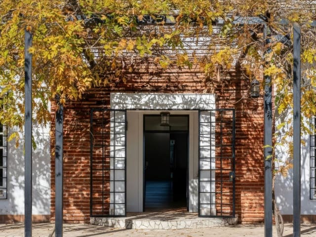 4 bedroom Villa for sale in Archidona with pool garage - € 519,000 (Ref: 9470276)