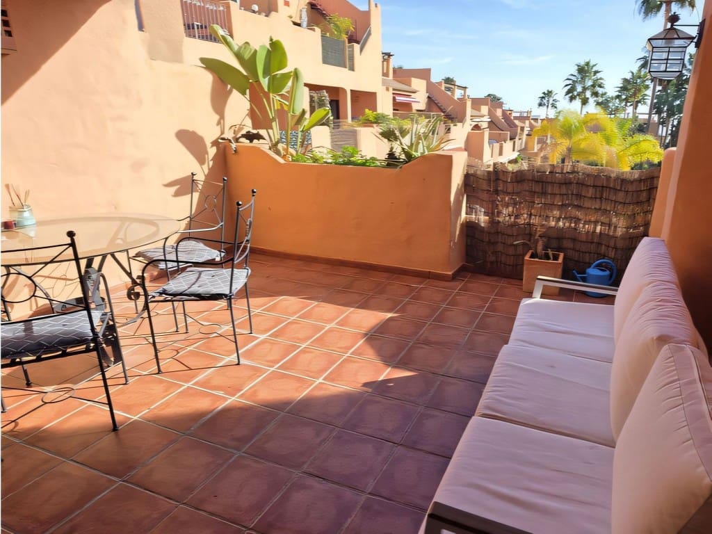 2 bedroom Apartment for sale in Benahavis with pool garage - € 369,500 (Ref: 9472000)