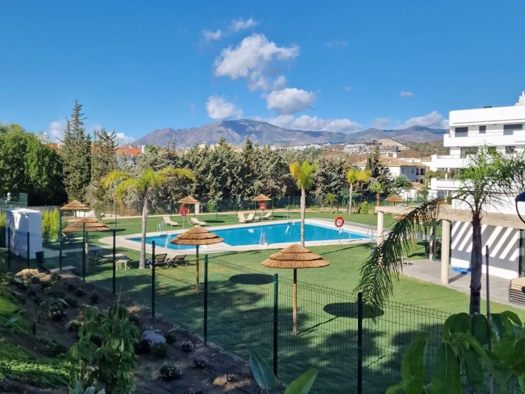 2 sypialnia Apartament na sprzedaż w New Golden Mile z basenem - 445 000 € (Ref: 9473747)