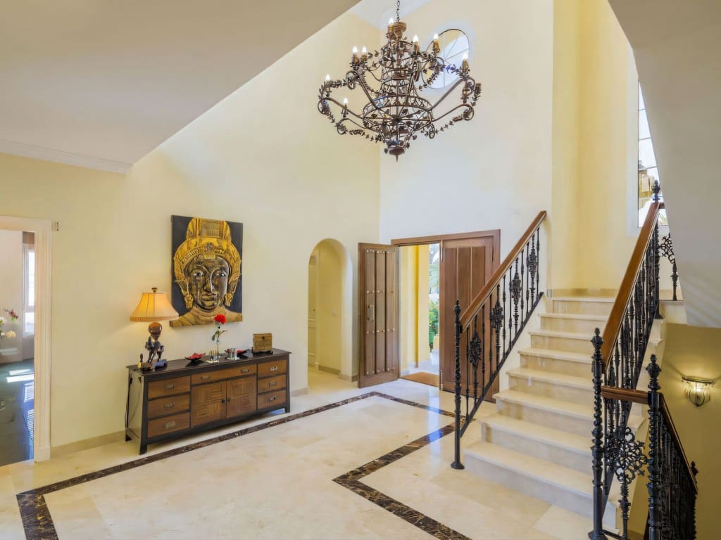 4 Zimmer Villa zu verkaufen in Elviria mit Pool Garage - 2.440.000 € (Ref: 9474726)