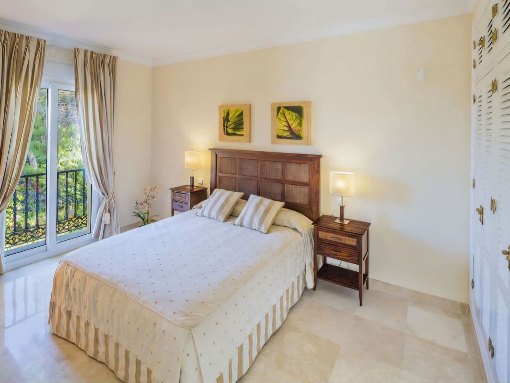 4 Zimmer Villa zu verkaufen in Elviria mit Pool Garage - 2.440.000 € (Ref: 9474726)