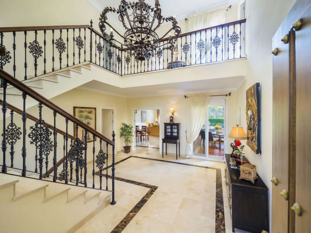 4 Zimmer Villa zu verkaufen in Elviria mit Pool Garage - 2.440.000 € (Ref: 9474726)