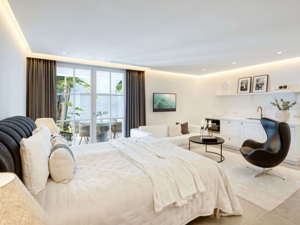 7 quarto Moradia para venda em Benahavis com piscina garagem - 10 700 000 € (Ref: 9475894)