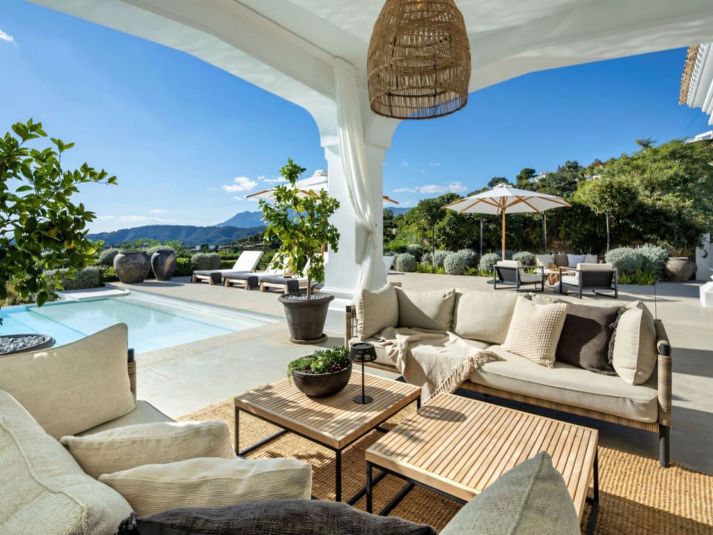 7 quarto Moradia para venda em Benahavis com piscina garagem - 10 700 000 € (Ref: 9475894)