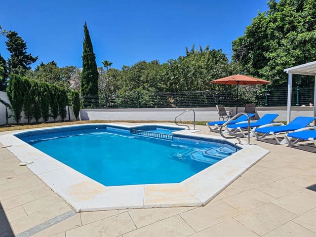 4 chambre Villa/Maison à vendre à Riviera del Sol, Mijas avec piscine garage - 1 100 000 € (Ref: 9475896)