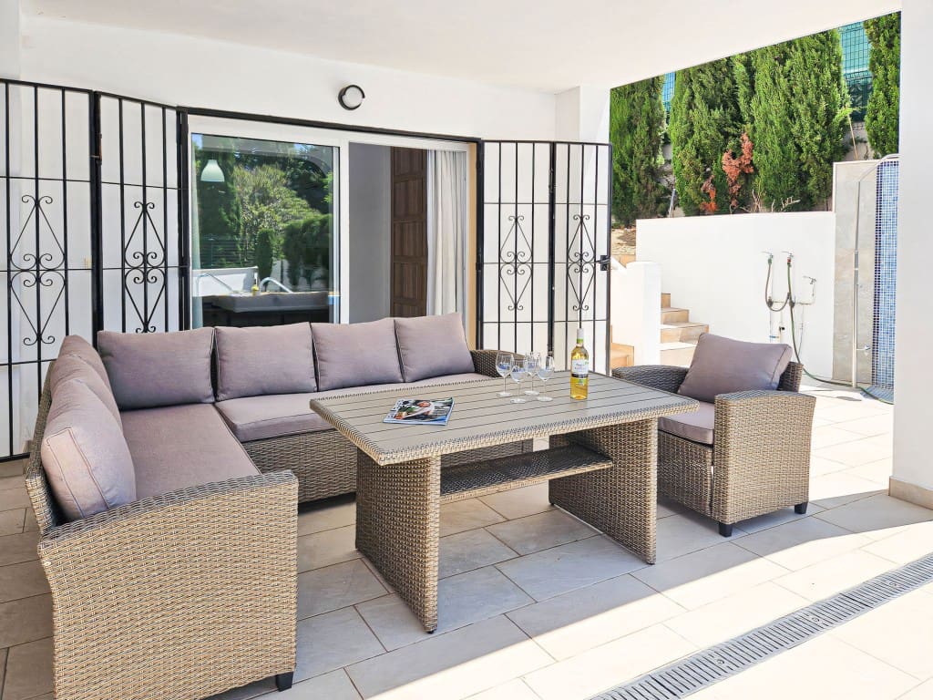 4 chambre Villa/Maison à vendre à Riviera del Sol avec piscine garage - 1 100 000 € (Ref: 9475896)