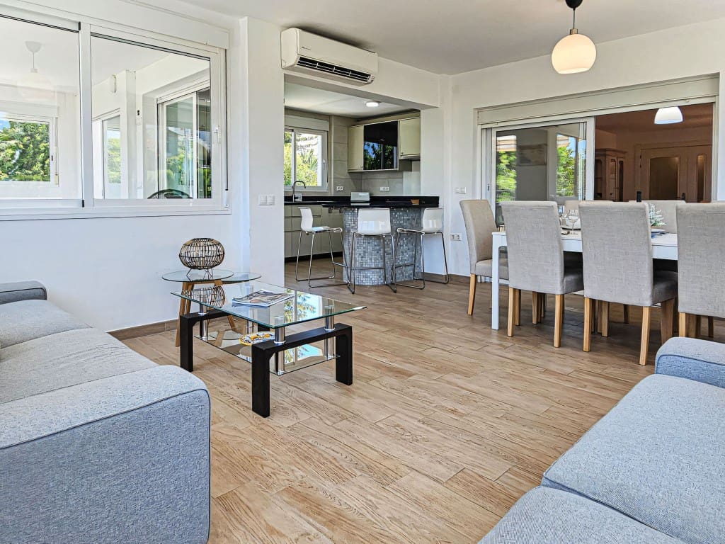 4 chambre Villa/Maison à vendre à Riviera del Sol avec piscine garage - 1 100 000 € (Ref: 9475896)