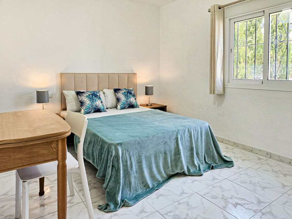 4 chambre Villa/Maison à vendre à Riviera del Sol avec piscine garage - 1 100 000 € (Ref: 9475896)