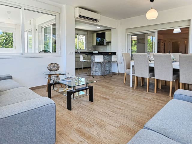 4 chambre Villa/Maison à vendre à Riviera del Sol, Mijas avec piscine garage - 1 100 000 € (Ref: 9475896)