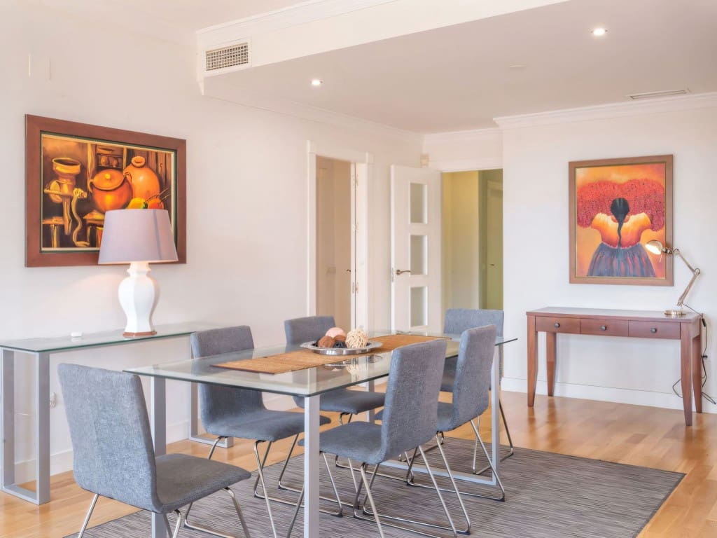 4 bedroom Apartment for sale in Elviria with pool - € 529,000 (Ref: 9479071)