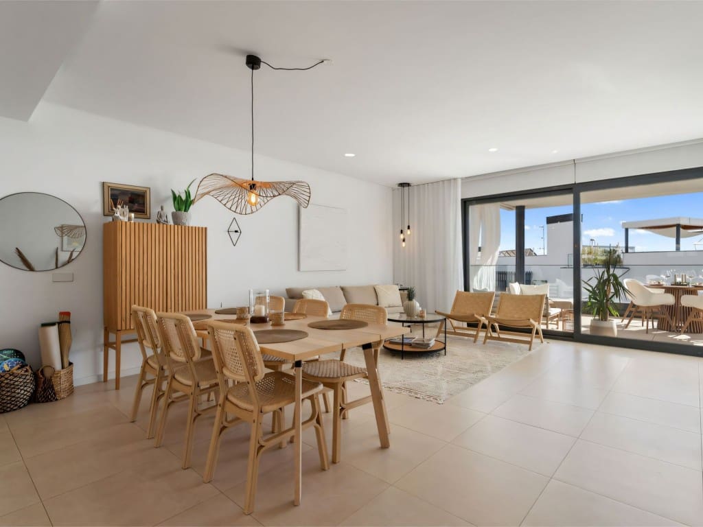 Apartamento de 3 habitaciones en Fuengirola en venta con piscina - 749.000 € (Ref: 9480916)