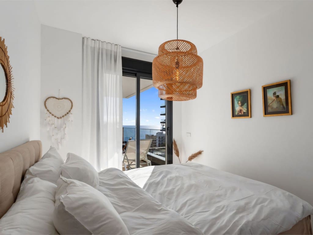 Apartamento de 3 habitaciones en Fuengirola en venta con piscina - 749.000 € (Ref: 9480916)