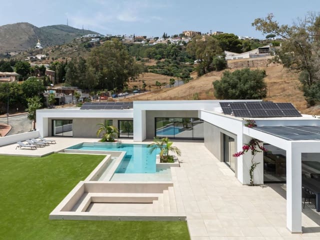 5 chambre Villa/Maison à vendre à Benalmadena Costa, Benalmádena avec piscine garage - 4 500 000 € (Ref: 9481761)