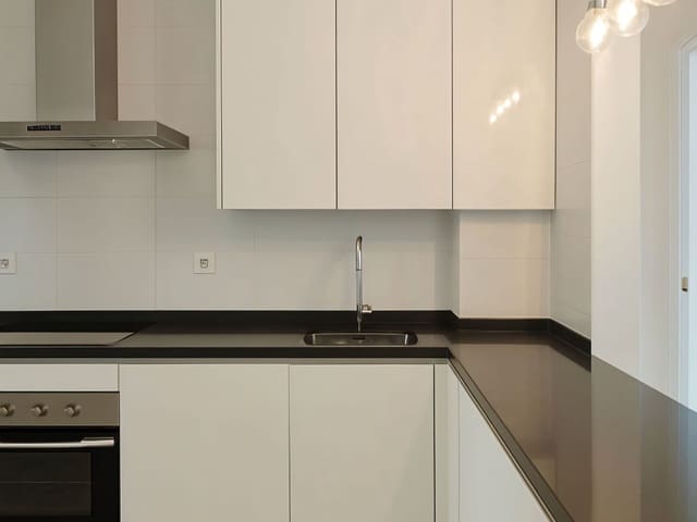 2 soverom Leilighet til salgs i Nueva Andalucia, Marbella med svømmebasseng garasje - € 570 000 (Ref: 9483418)