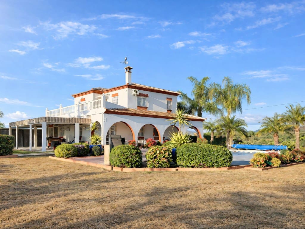 4 quarto Quinta/Casa Rural para venda em Alhaurin el Grande com piscina garagem - 849 000 € (Ref: 9483419)