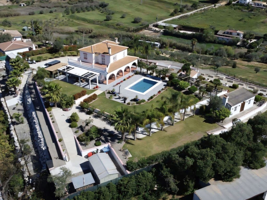 4 quarto Quinta/Casa Rural para venda em Alhaurin el Grande com piscina garagem - 849 000 € (Ref: 9483419)